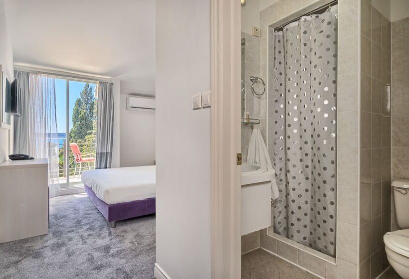 ホテル Aqua   Guest Rooms & Suites Kaštela