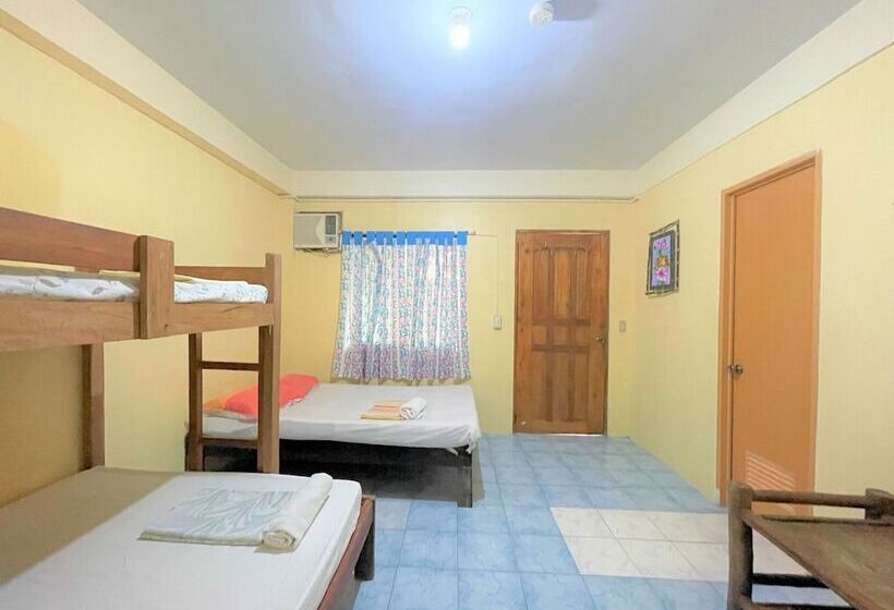 בית מלון כפרי Oyo 876 Escurel Inn Boracay
