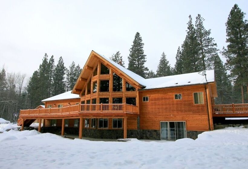 Отель Pineview Lodge