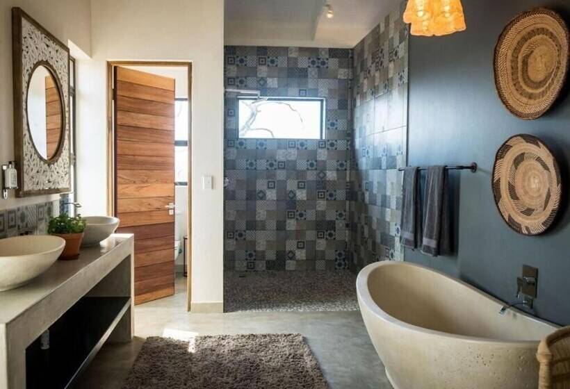 ホテル Safari Moon Luxury Bush Lodge