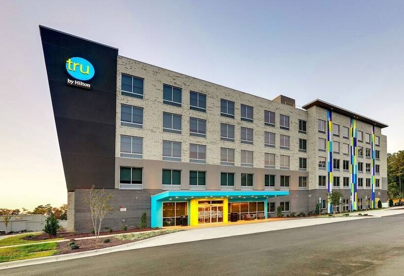 هتل Tru By Hilton Raleigh Garner