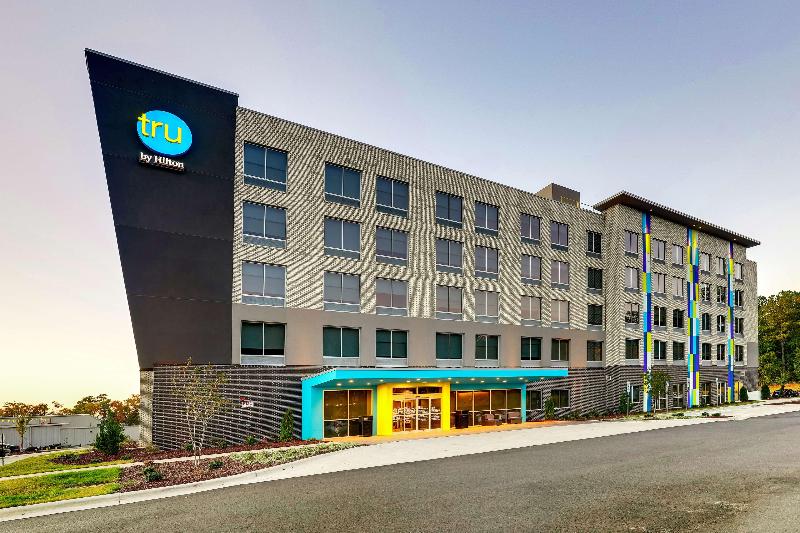 هتل Tru By Hilton Raleigh Garner