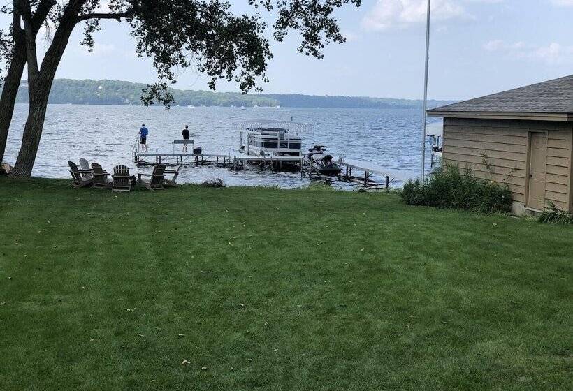Longview Lodge