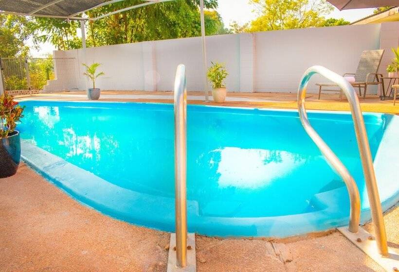 فندق على الطريق Ktown