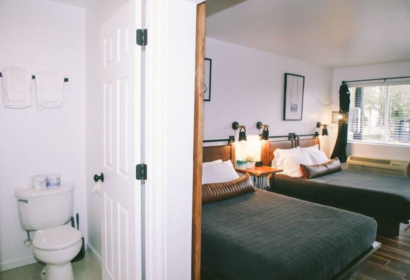 Мотель Trailhead Cabins & Lodging