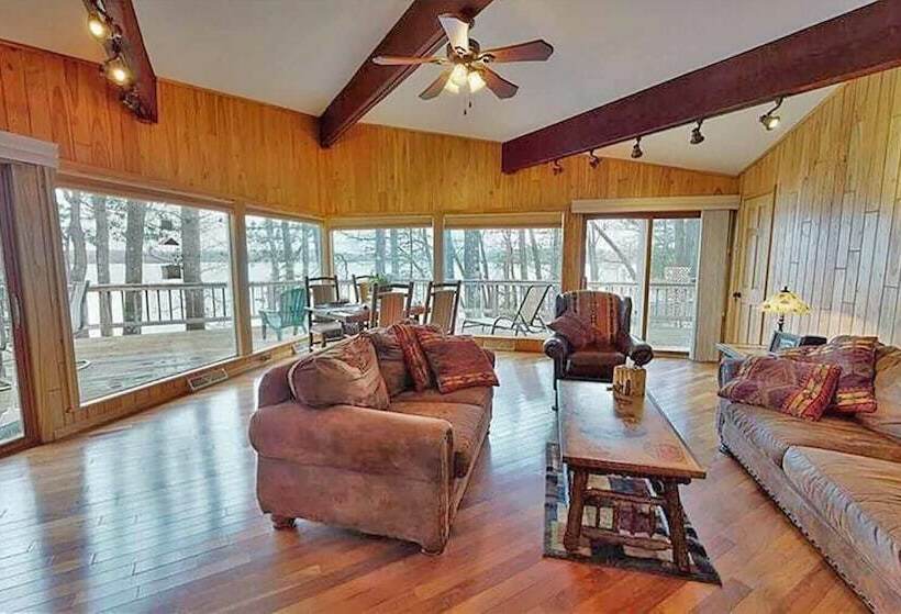 Oak Ridge Lake House