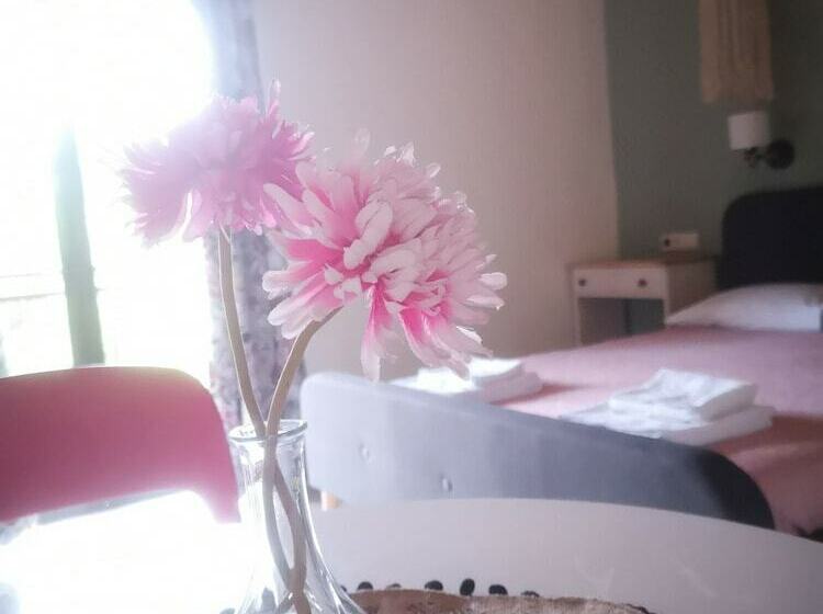 ペンション Achillion B&b