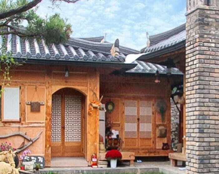 بنسيون Jeonju Doldamjip Hanok Stay