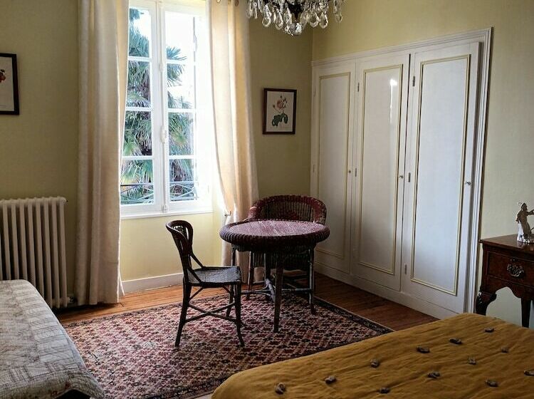 פנסיון Les Hortensias