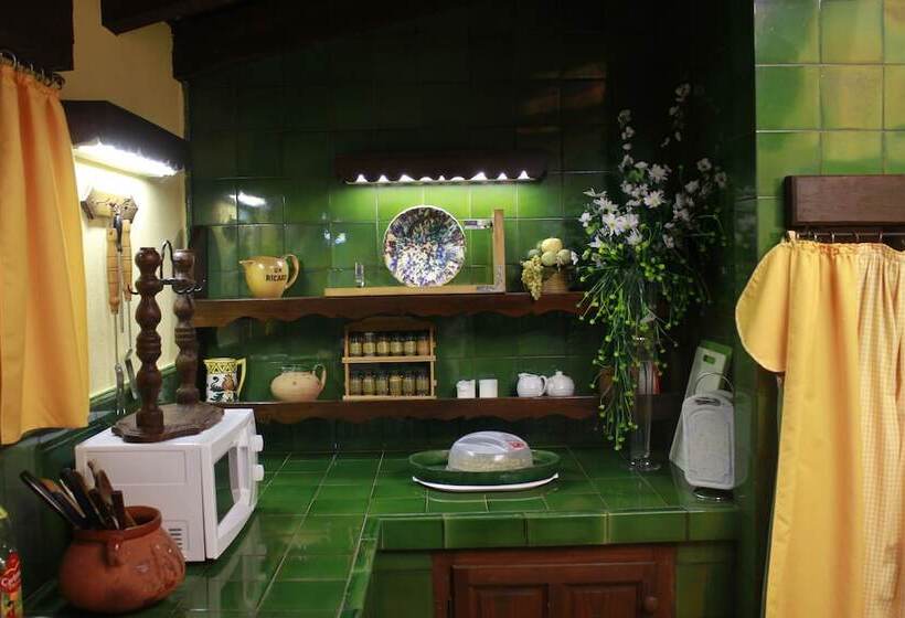 پانسیون Masia Mimosa