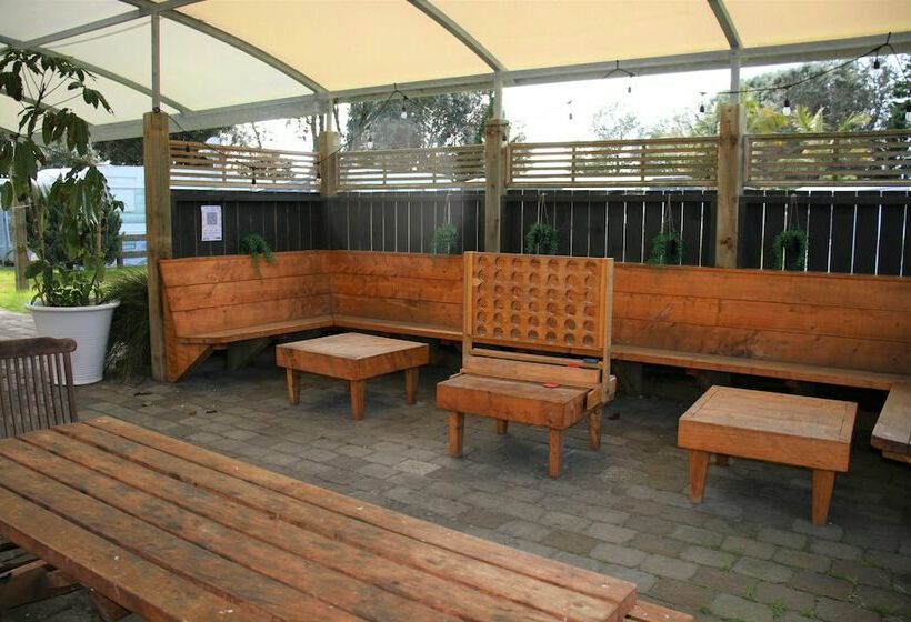 منتجع Pakiri Beach Holiday Park