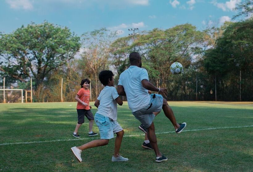 בית מלון כפרי Aguativa Golf Resort