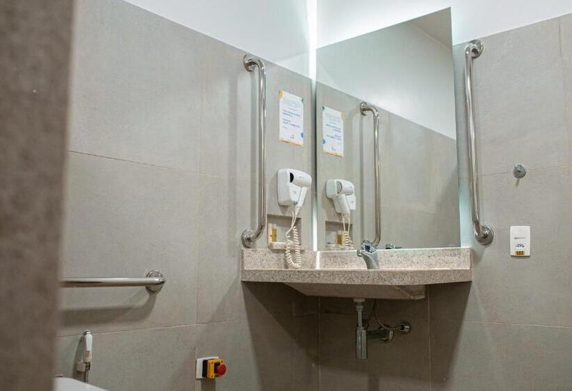 בית מלון כפרי Aguativa Golf Resort