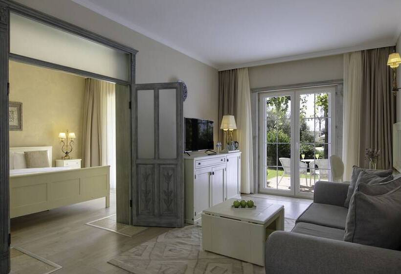 هتل Alaçatı Beach Resort