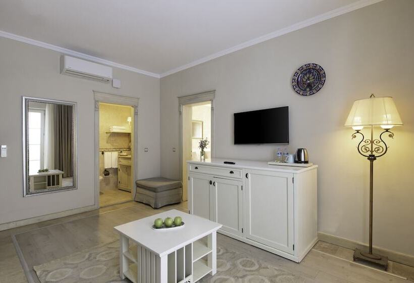 هتل Alaçatı Beach Resort