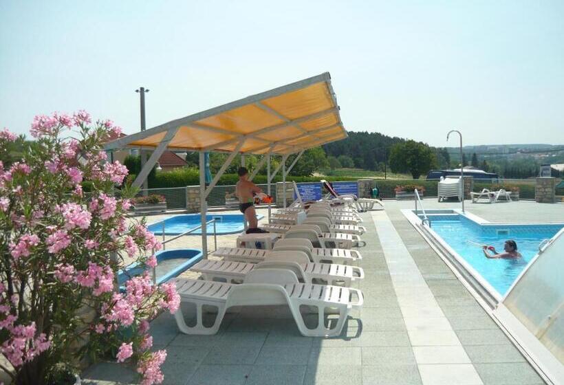 هتل Andrea Wellness Garden