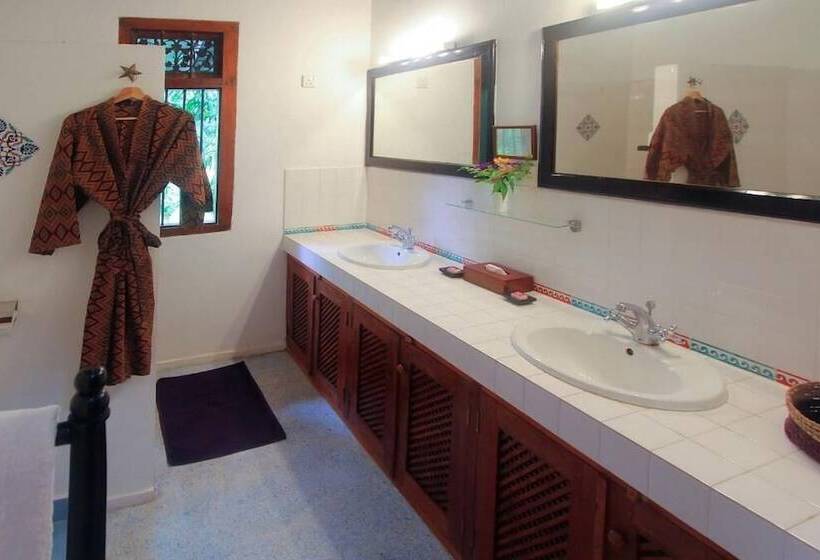 Отель Apa Villa Illuketia