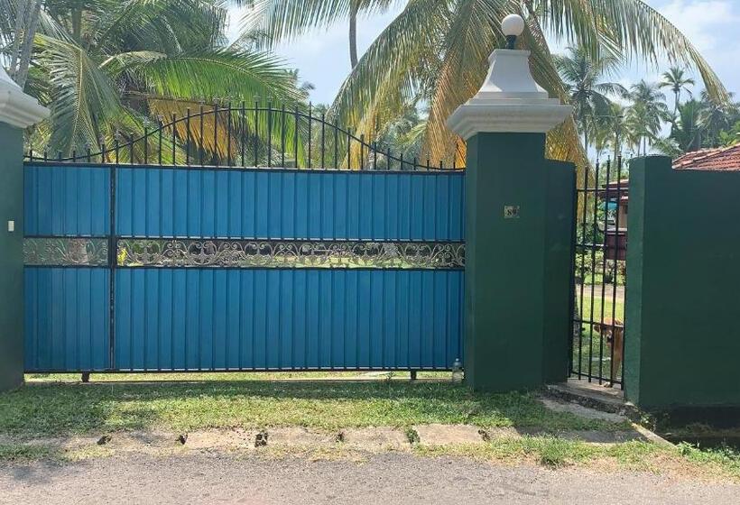 هتل Bentota Villa