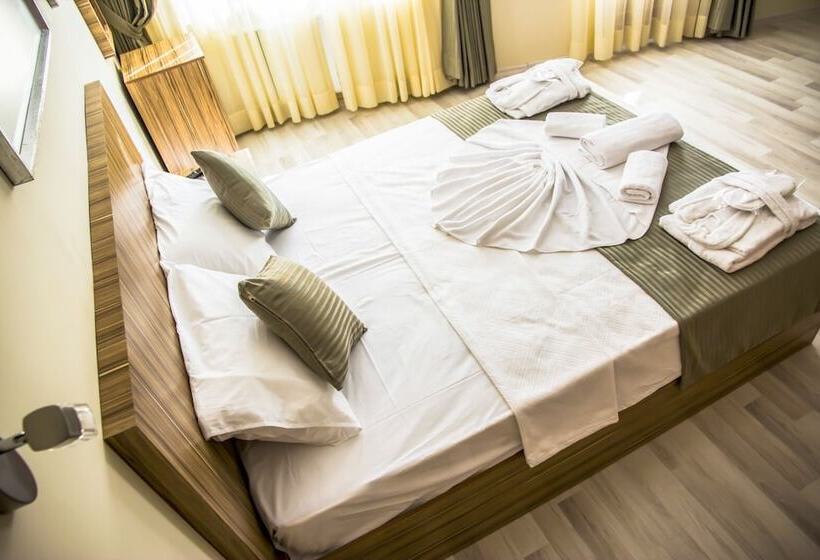 Fotos del hotel Berlin Hotel Nisantasi:  2