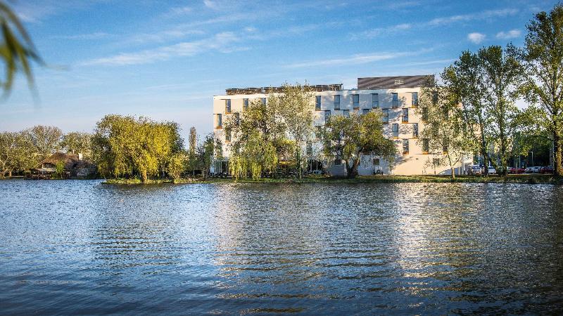 هتل Best Western Plus Lakeside