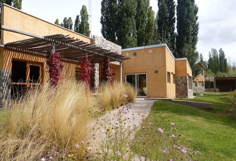 هتل Cabañas Monte Coiron