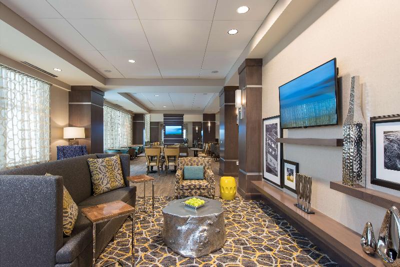 هتل Hampton Inn & Suites Grand Rapids Downtown