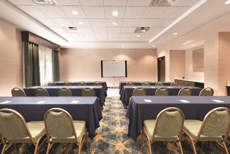 فندق Hampton Inn & Suites Deland