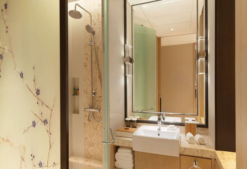 ホテル Hilton Garden Inn Dandong