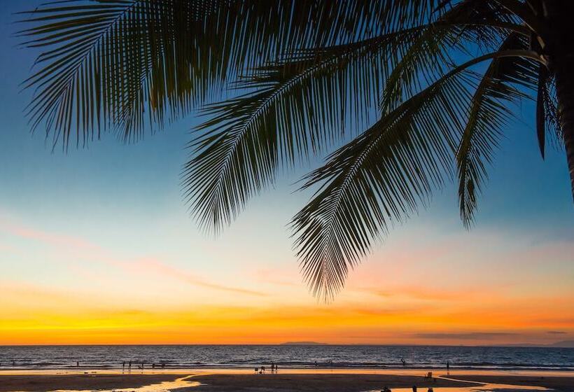 هتل Jaco Laguna Resort & Beach Club