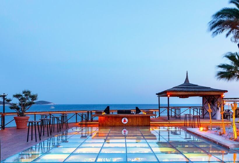 هتل Alaçatı Beach Resort