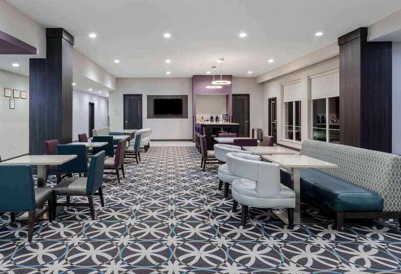 فندق La Quinta By Wyndham Claremore