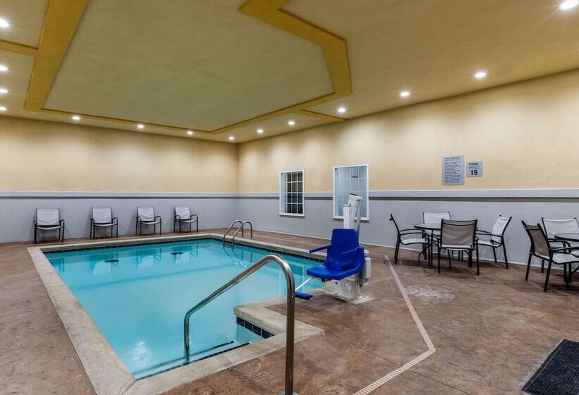 فندق La Quinta By Wyndham Claremore