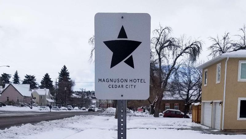 هتل Magnuson  Cedar City