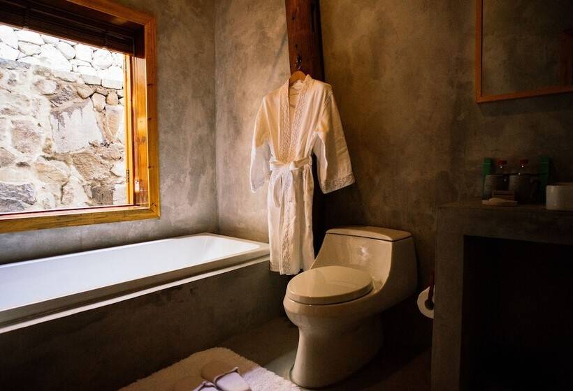 هتل Moganshan Solvang Village Boutique
