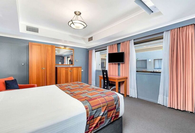 בית מלון כפרי Quality Inn O'Connell