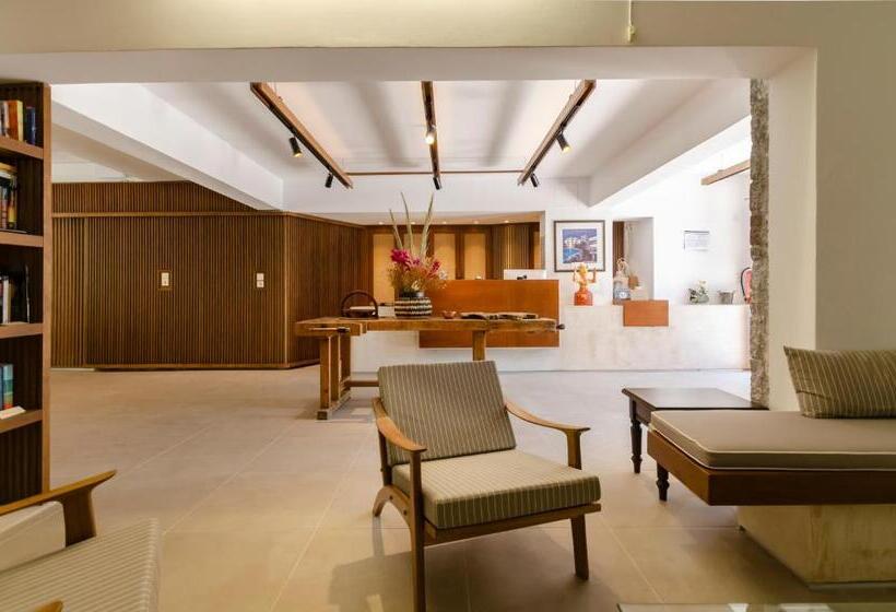 בית מלון כפרי Sarikampos Beach