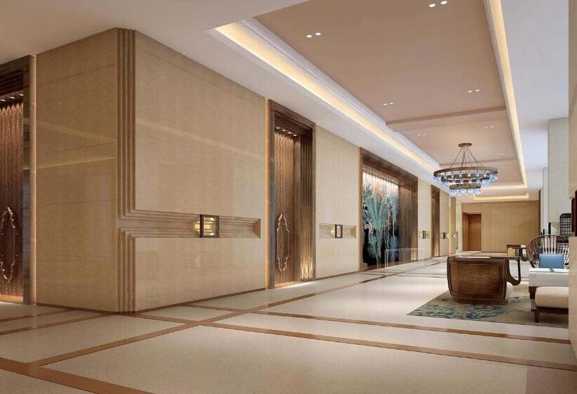 هتل Sheraton Grand Xishuangbanna