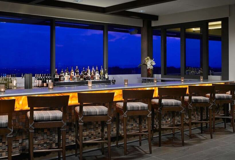 Отель Sonesta Bee Cave Austin Hill Country