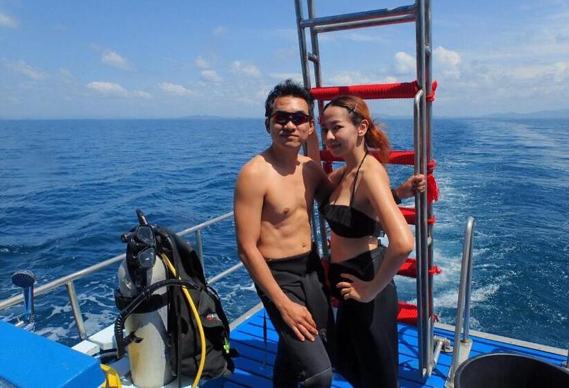 هتل Talay Sai @ Thung Wua Laen