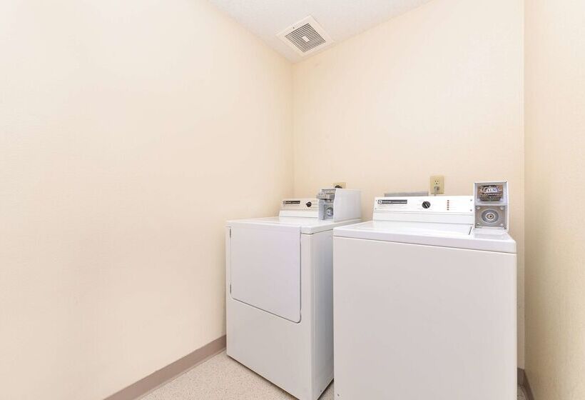 모텔 Americas Best Value Inn & Suites Spring Valley
