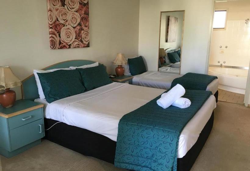 Мотель Capricorn Motor Inn