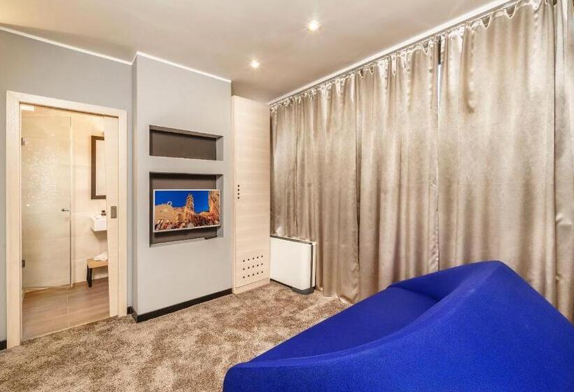 پانسیون The View Luxury Rooms