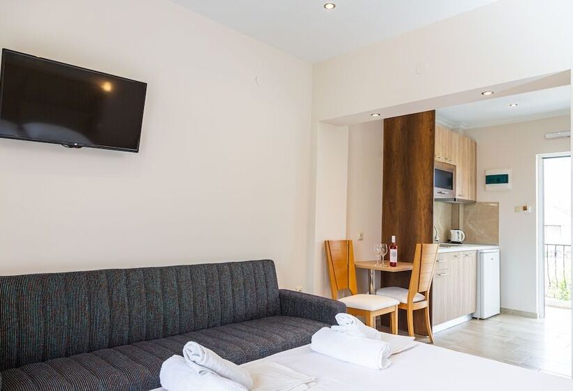 Studios Pieria