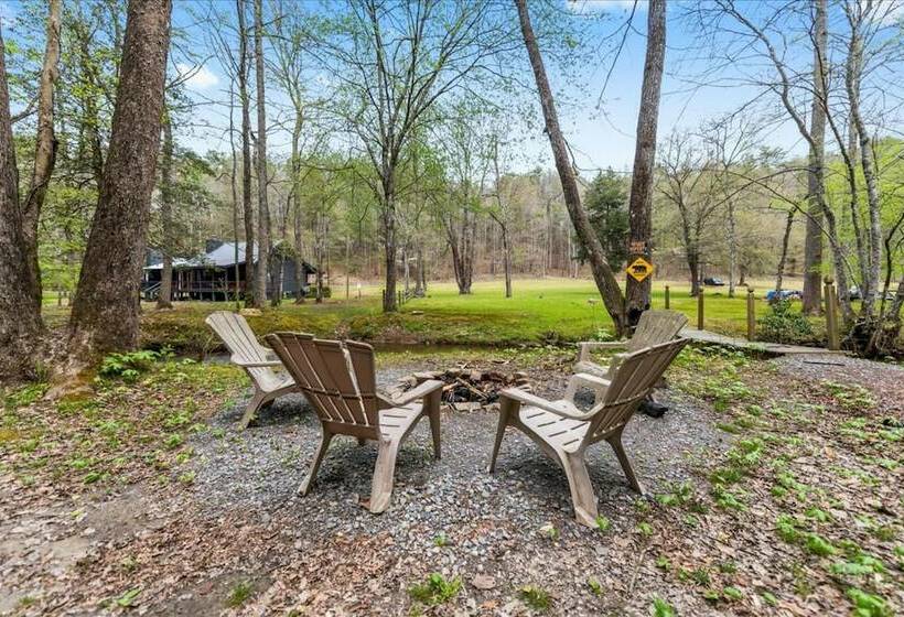 Bear Necessities Cozy Cabin Beside Briar Creek Fire Pit Wifi And Pet Friendly