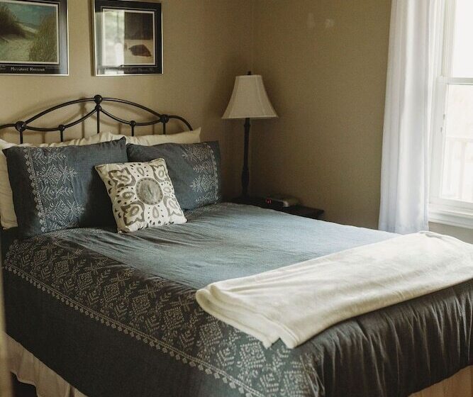 مبيت وإفطار Carriage House Inn Four And A Half Stars