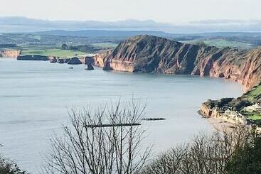 Charming Gnome Cottage, In Devon Near Sidmouth