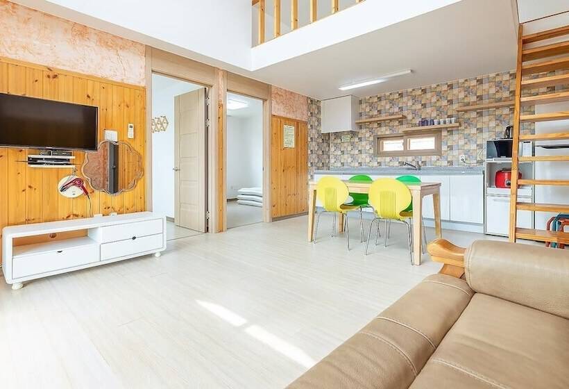 Gapyeong Maronie Spa Pension