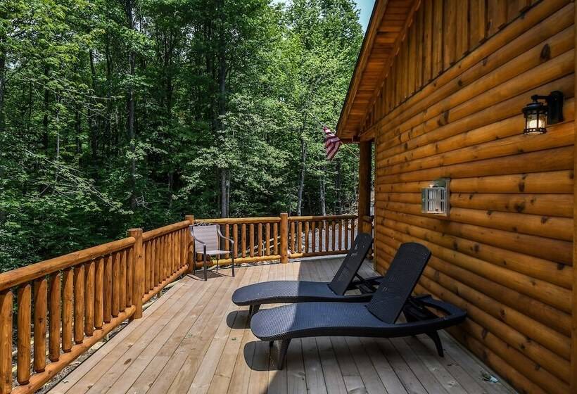 Hemlock Hideaway