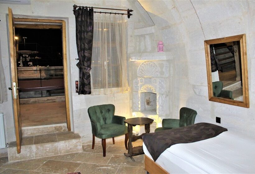 هتل Avilla Cave