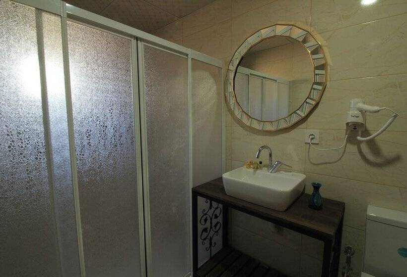 هتل Daphne Luxury Rooms